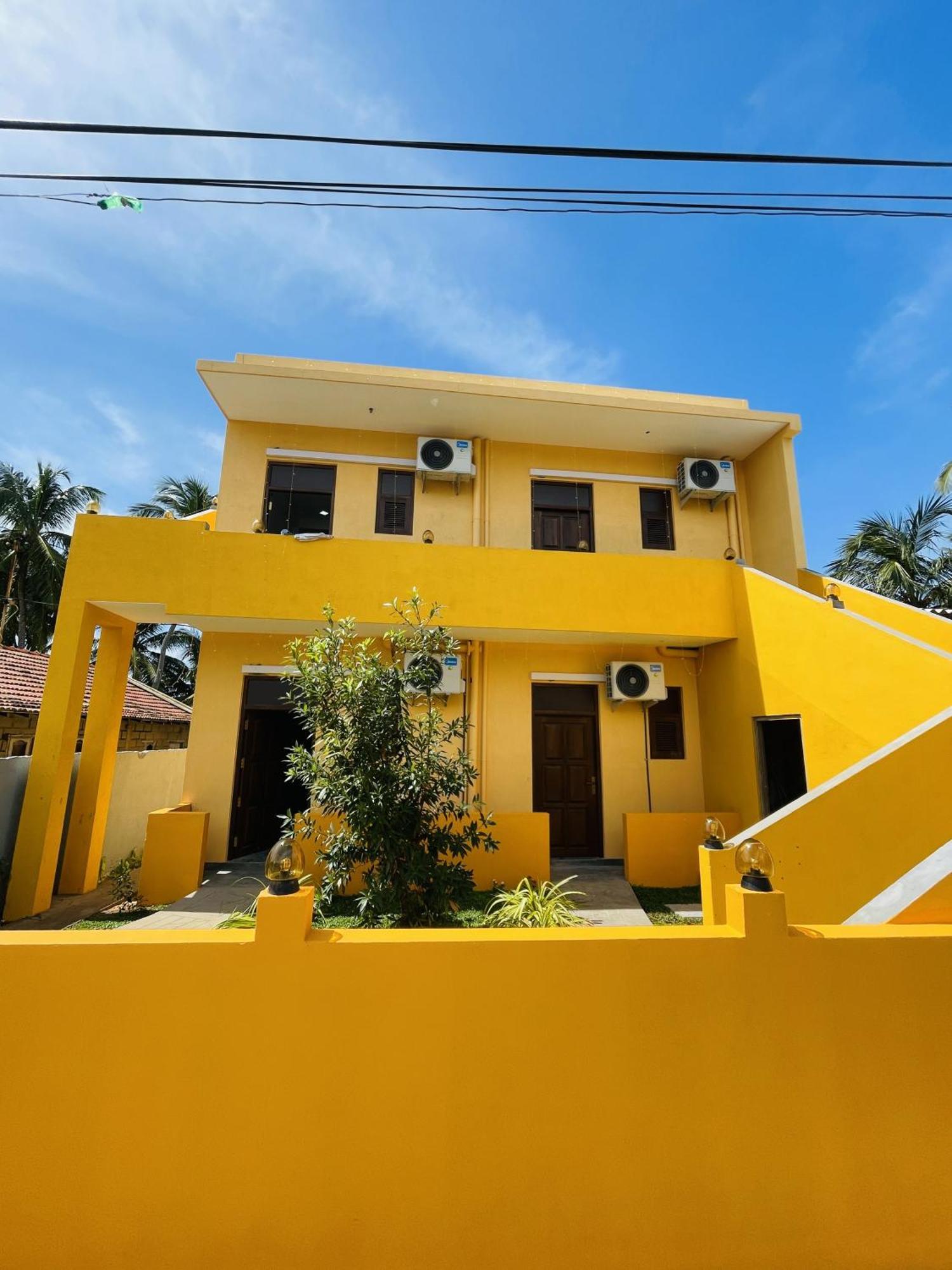 Solomon Beach Hotel Marawila Exterior foto
